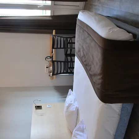 Hotel Foch Gare
