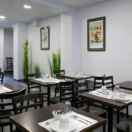 Hotel Foch Gare 3*
