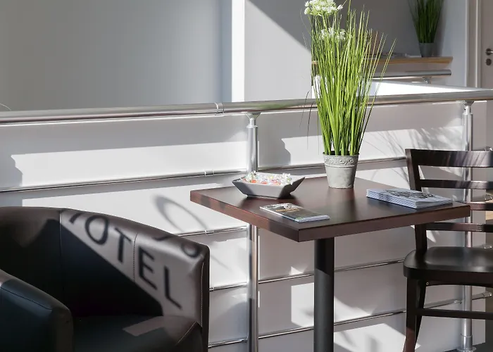 Hotel The Originals City, Centre Gare 3*